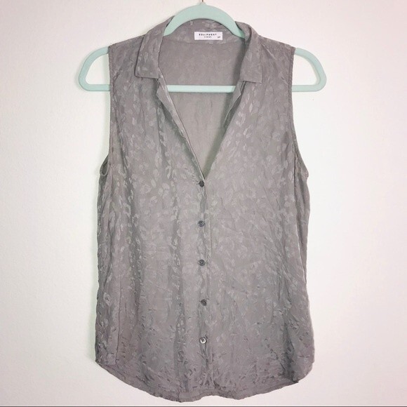 Equipment Femme Gray Animal Print Sleeveless Button Down Top- Size Small Petite - Picture 2 of 4